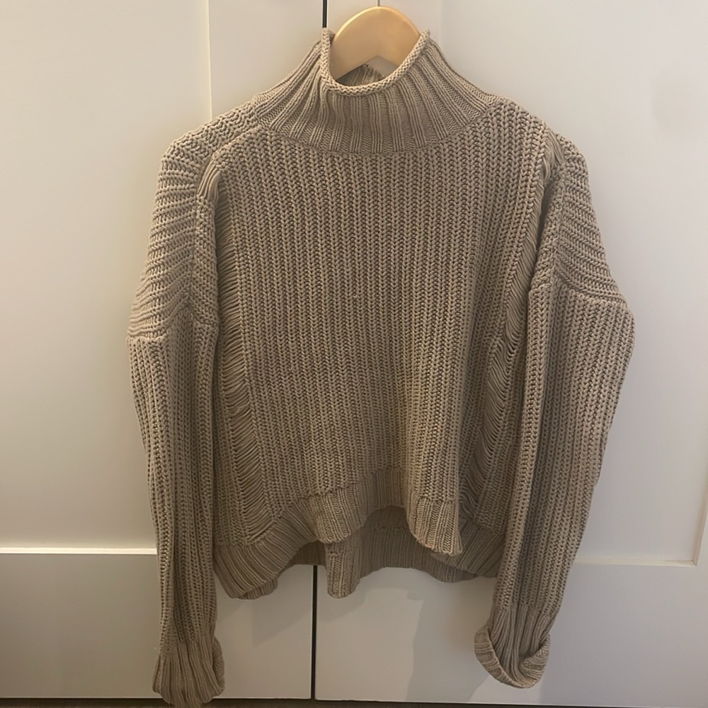 Cropped chunky cable knit tan sweater from Express